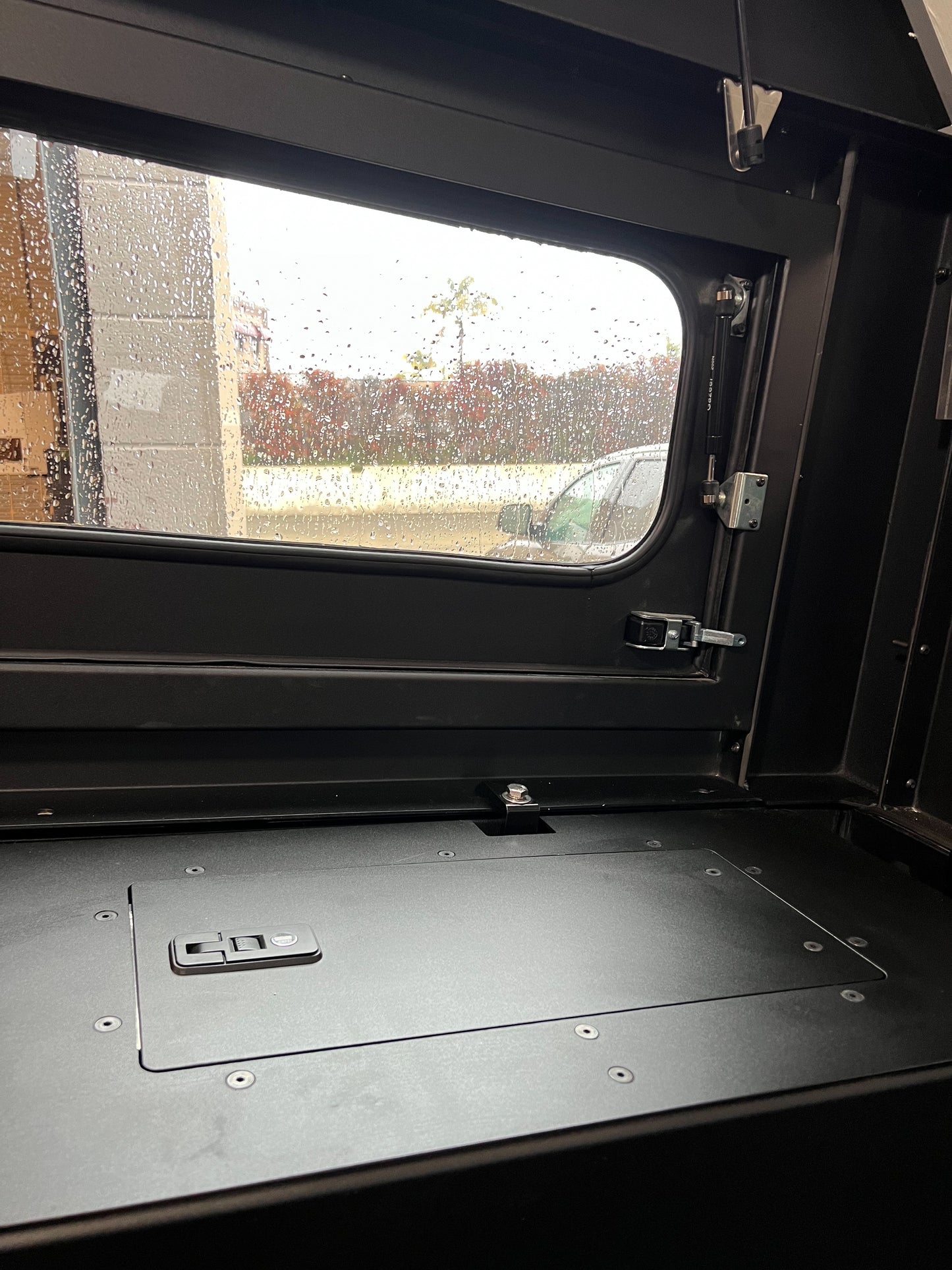Midsize 5ft Truck Camper Interior