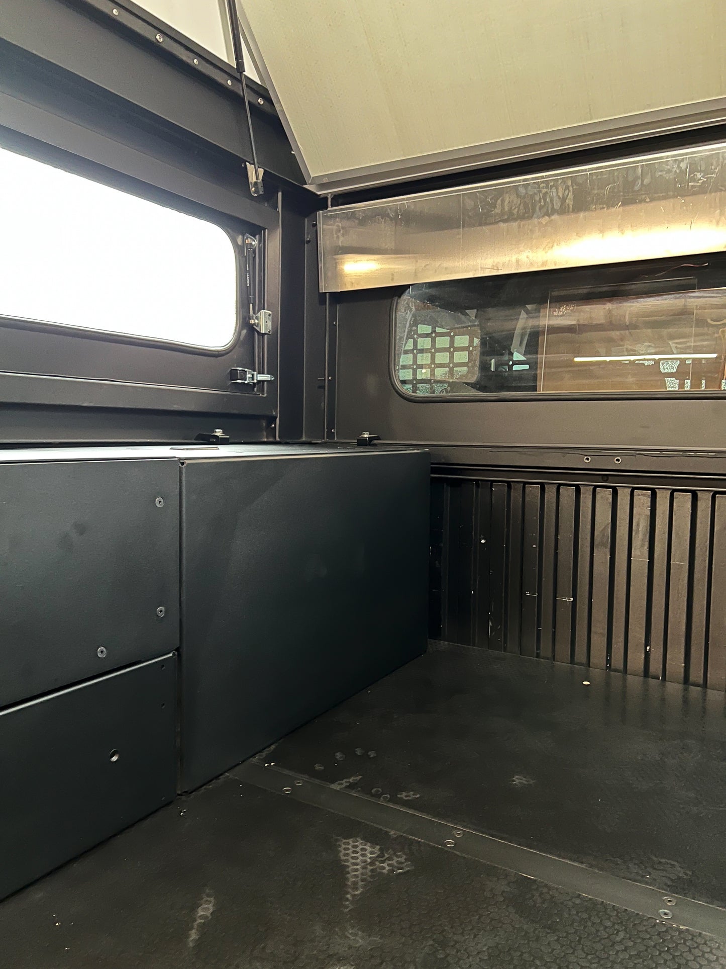 Midsize 5ft Truck Camper Interior