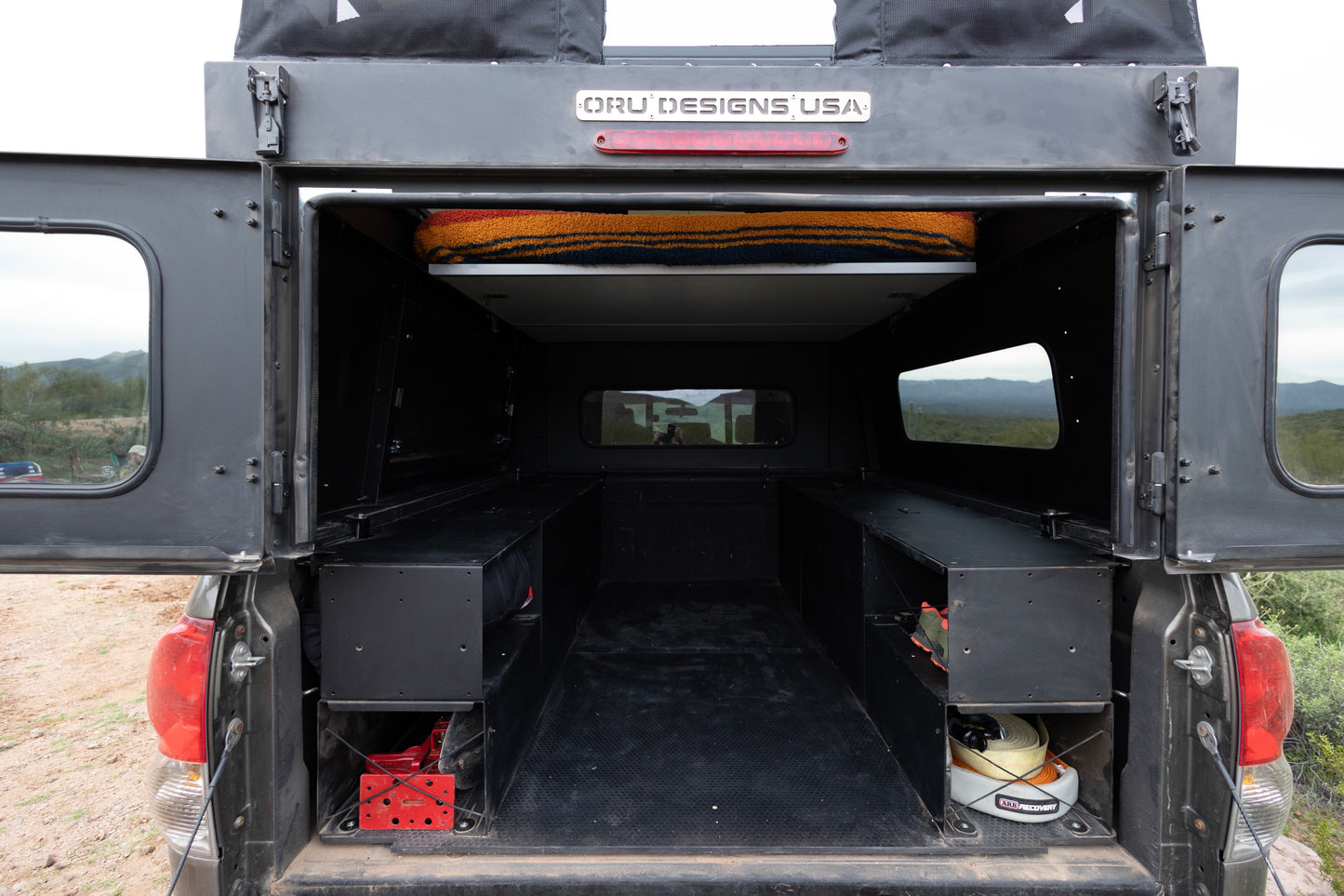 Fullsize 6.5ft Truck Camper Interior Alucabin