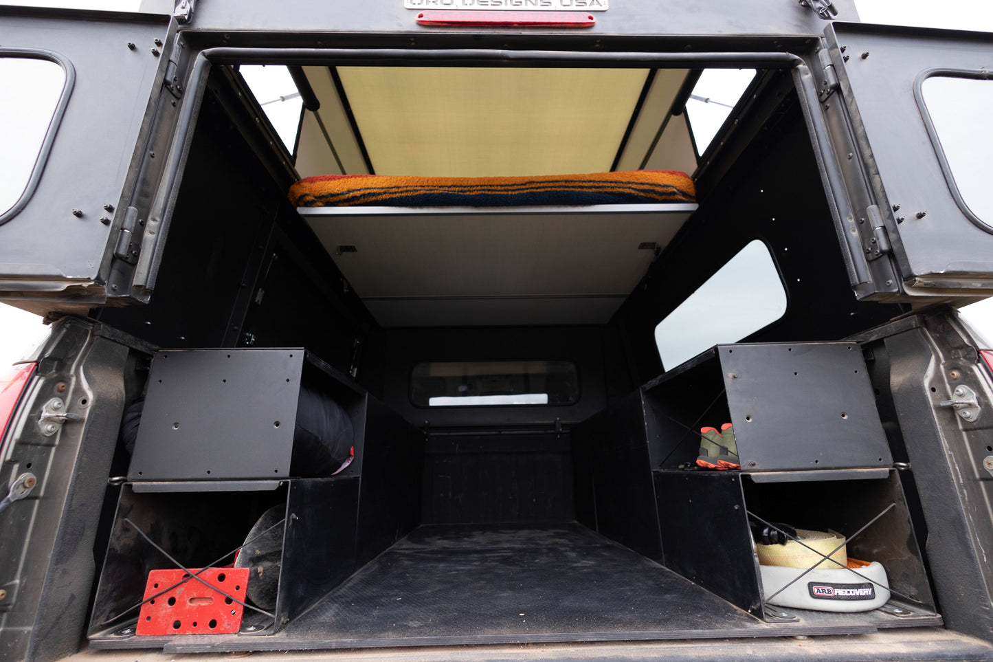 Fullsize 5.5ft Truck Camper Interior Alucabin